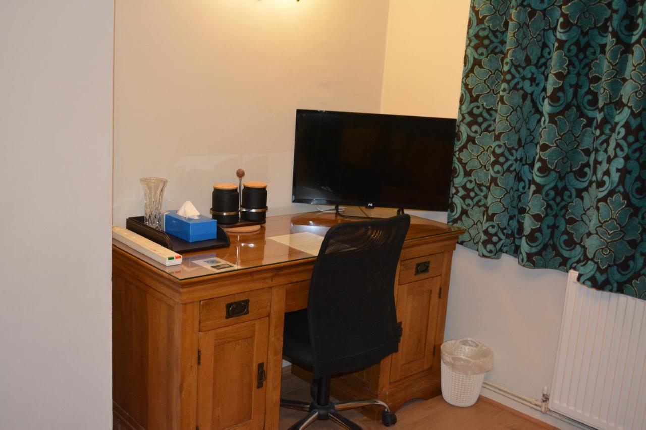 Homestay Double Bed With Patio
